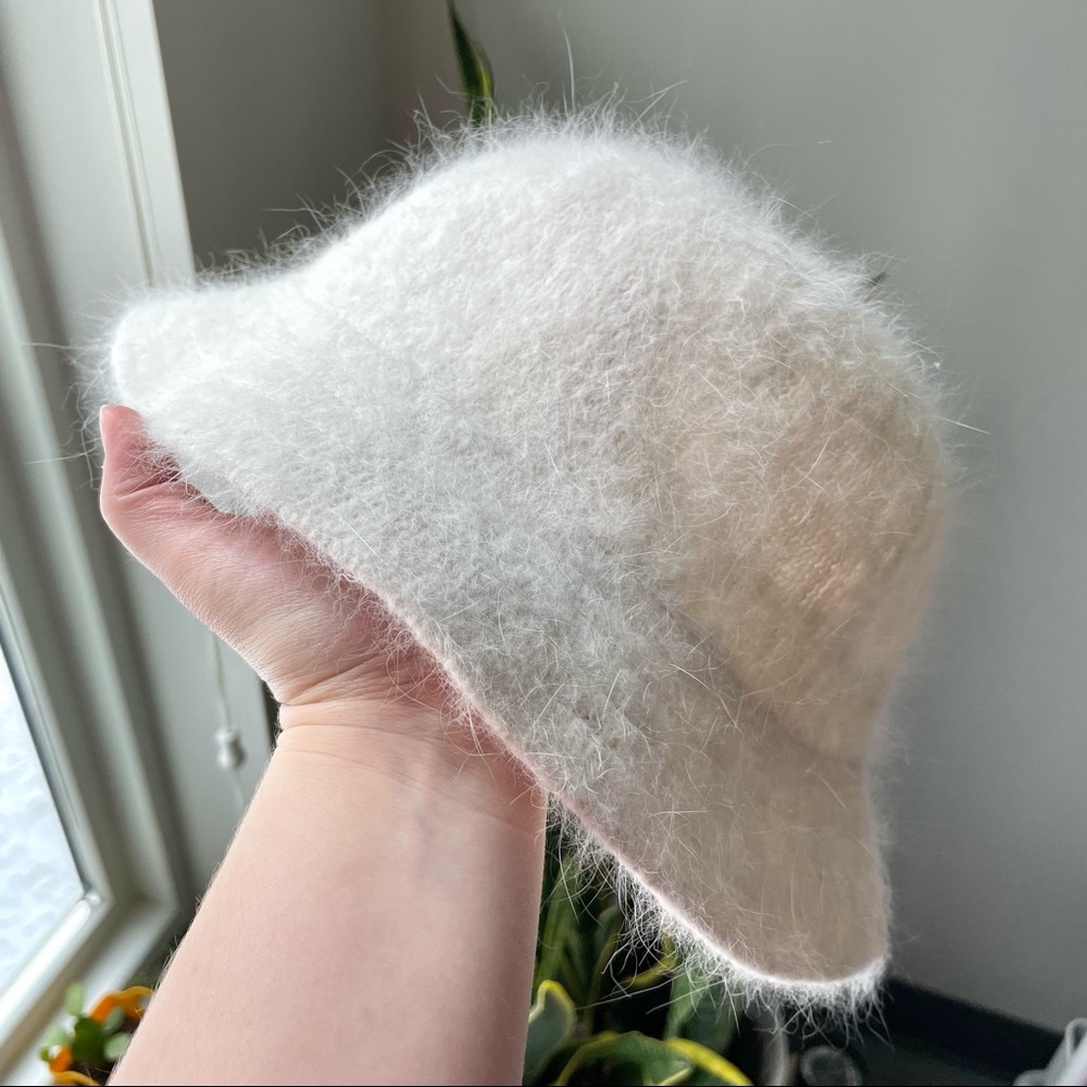 Vintage Wool and Angora Rabbit Hair Blend Plush Bucket Hat
